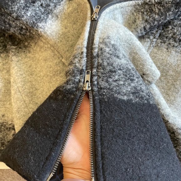 Women’s Ruff Hewn Grey Ombre Wool Coat size Medium - Picture 10 of 10